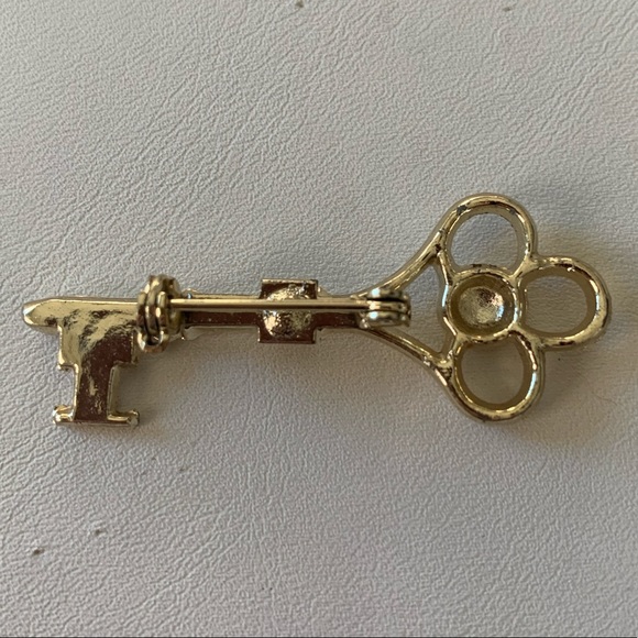 Brooch key lapel Jewelry pin - Picture 4 of 7